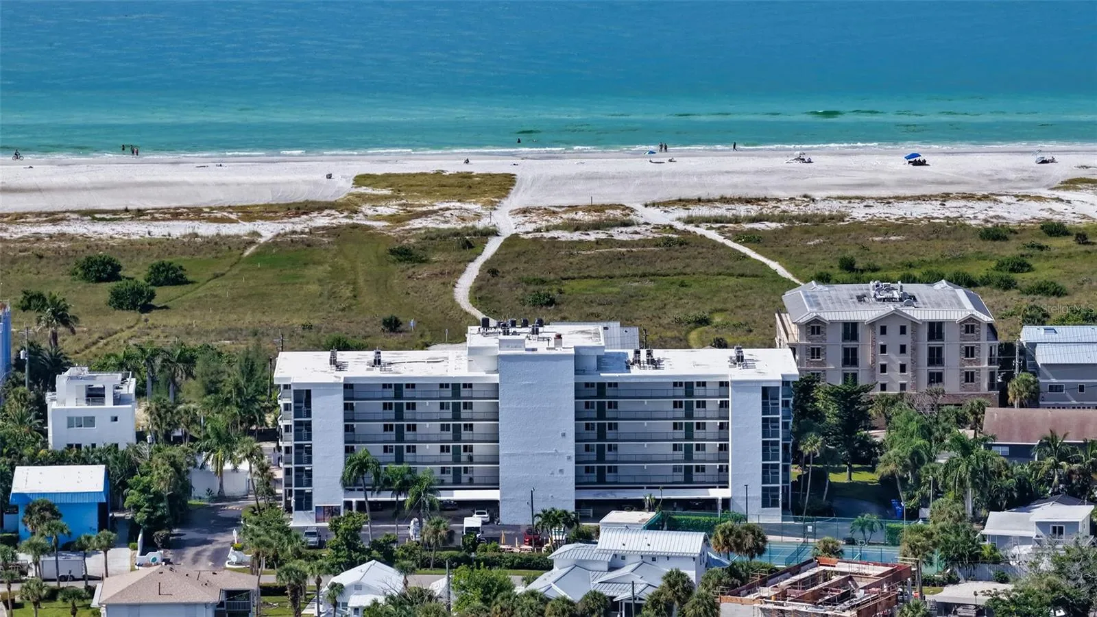Private Gated Path to Siesta Beach.