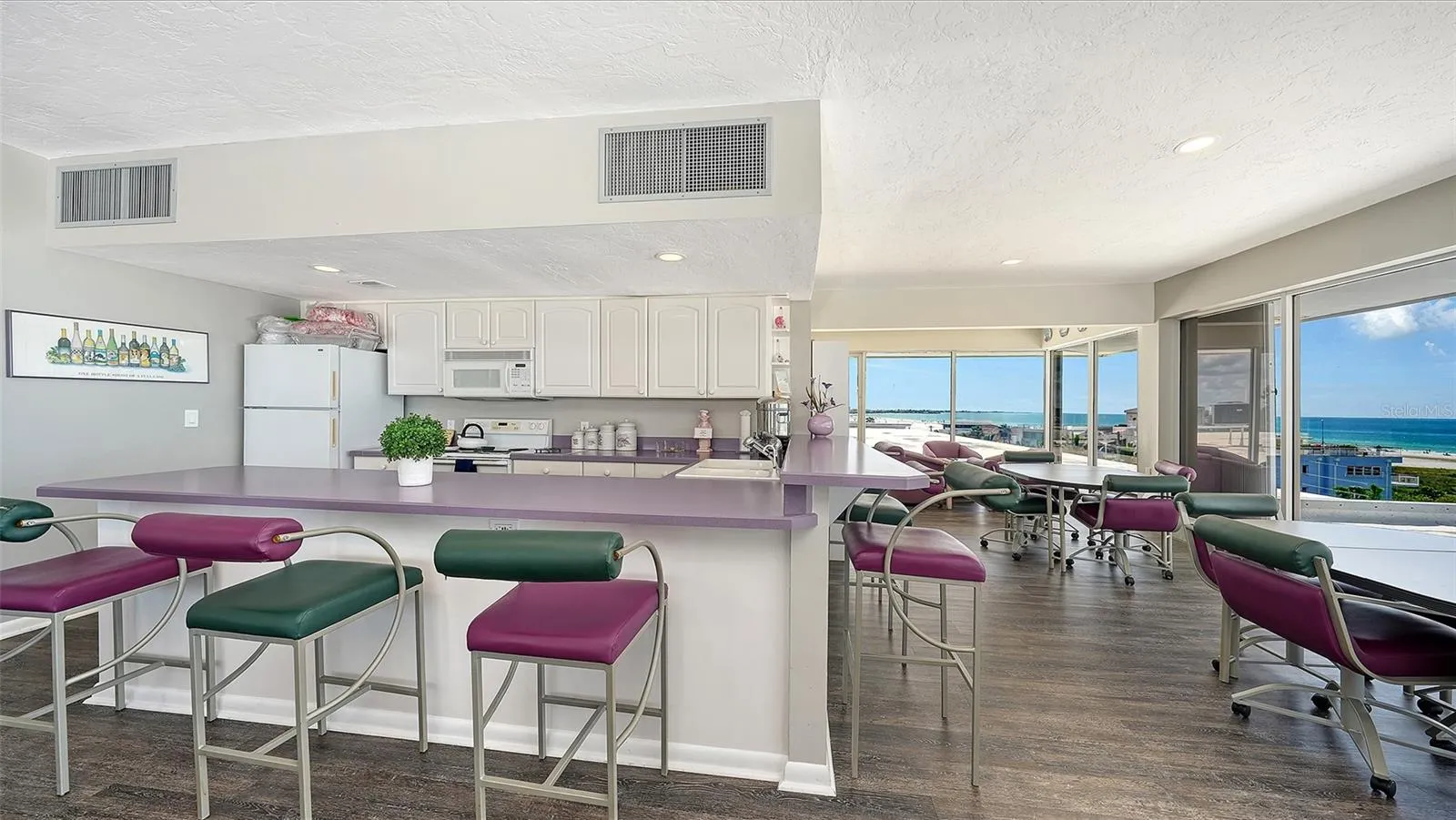 Full Kitchen in Club Room.