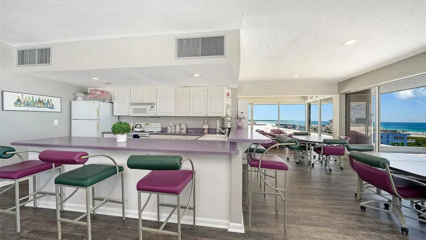 Full Kitchen in Club Room.