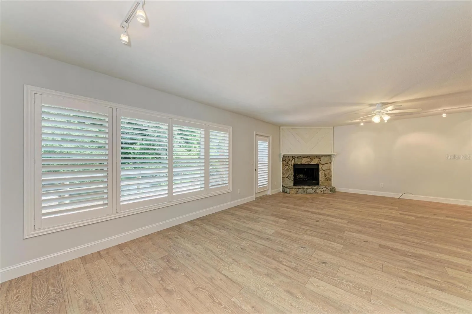 Living & Dining Room