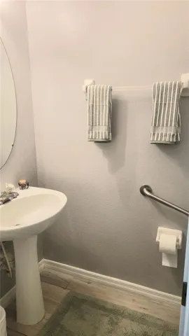 POWDER ROOM
