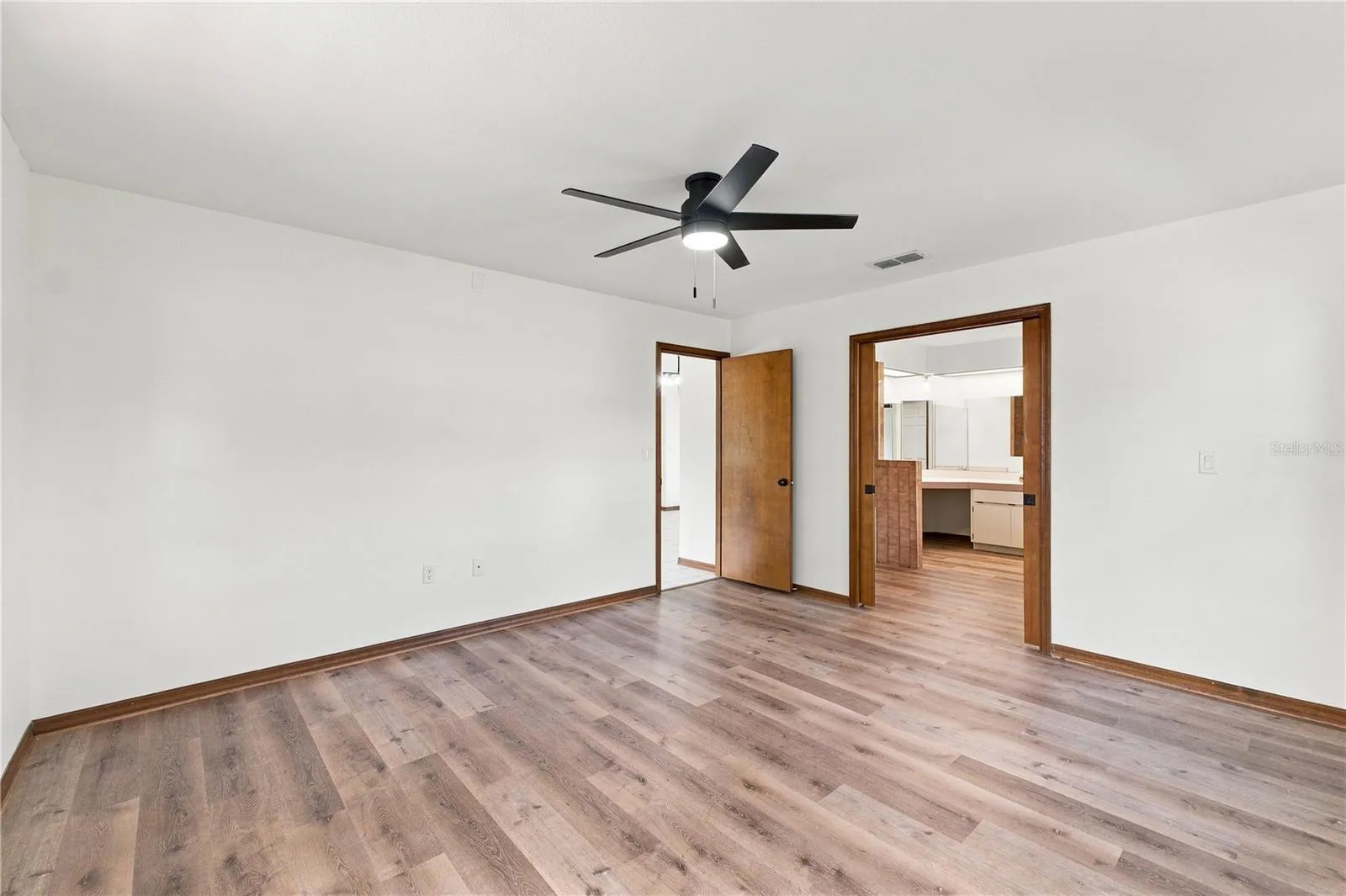 PRRIMARY SUITE