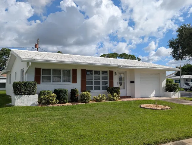 2BR/2BA/1CG Seasonal Rental located in +55 community in the Heart of Tampa Bay, Mainlands of Tamarac by the Gulf.