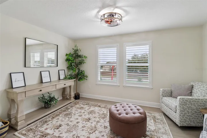 Primary suite sitting room.