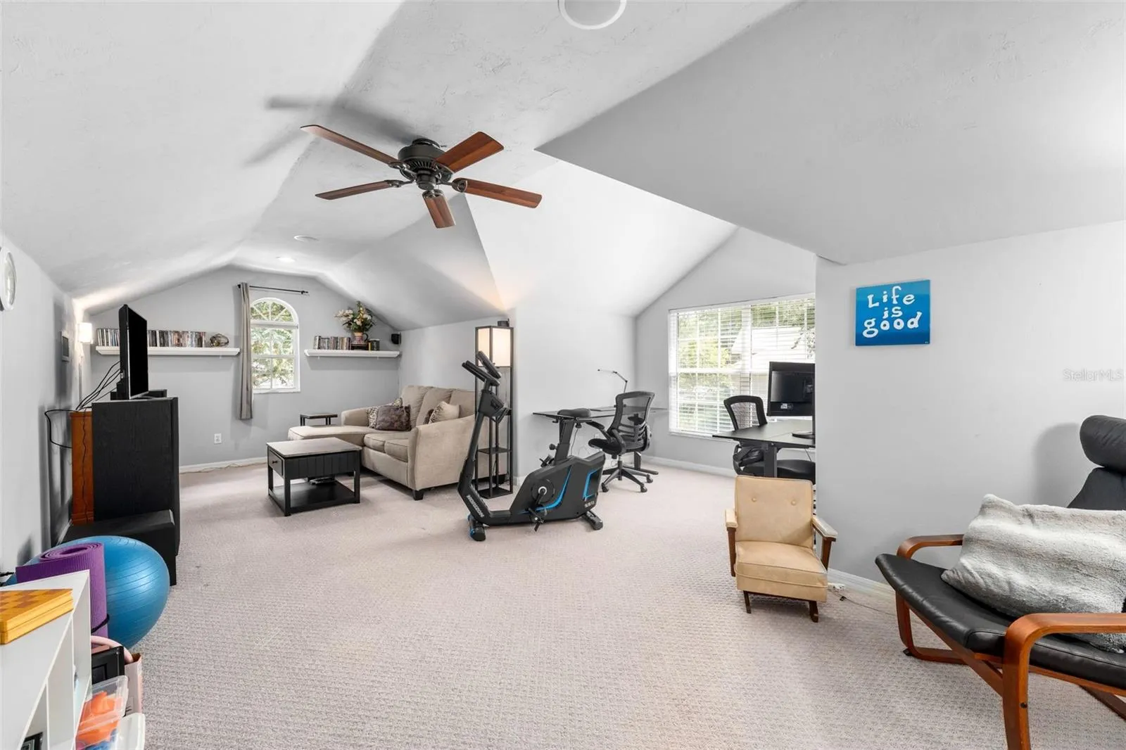 Upstairs 5th Bedroom/Bonus Room