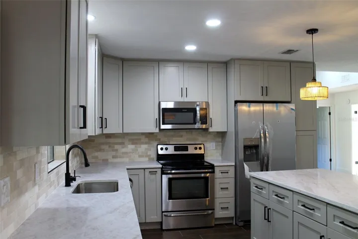 Kitchen 4