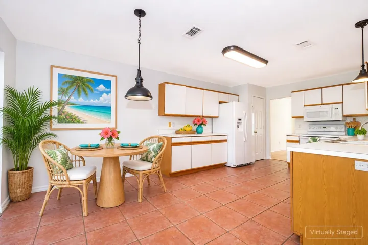 Virtually Staged Breakfast Nook & Kitchen