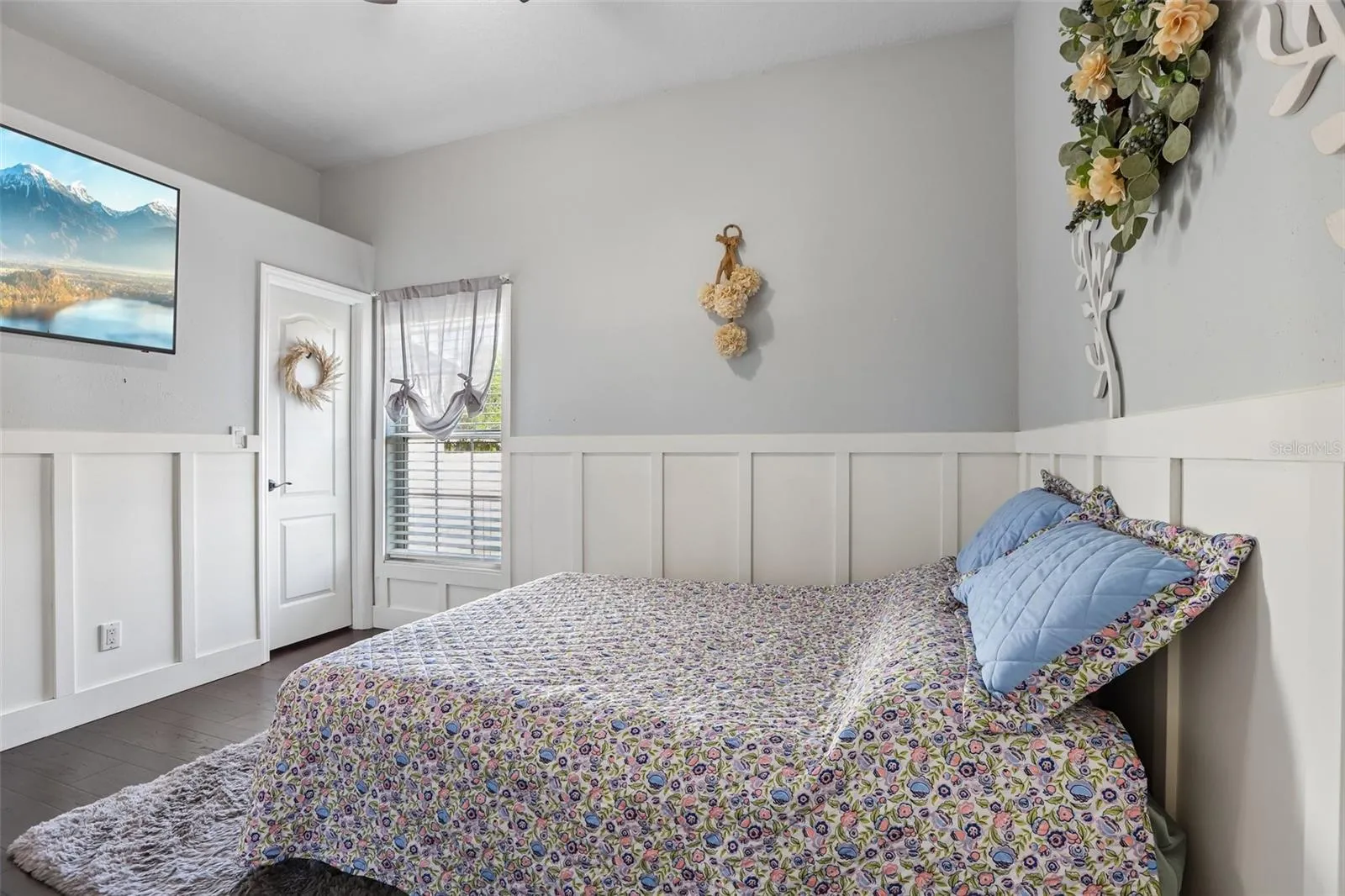Bedroom 2 with walk in closet