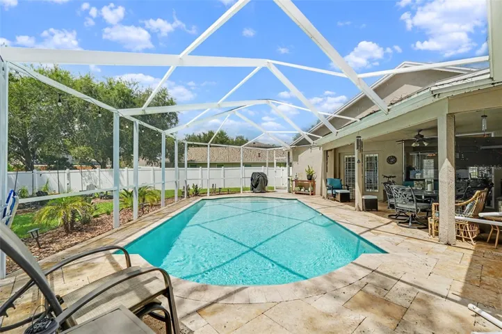Amazing living and entertainment area