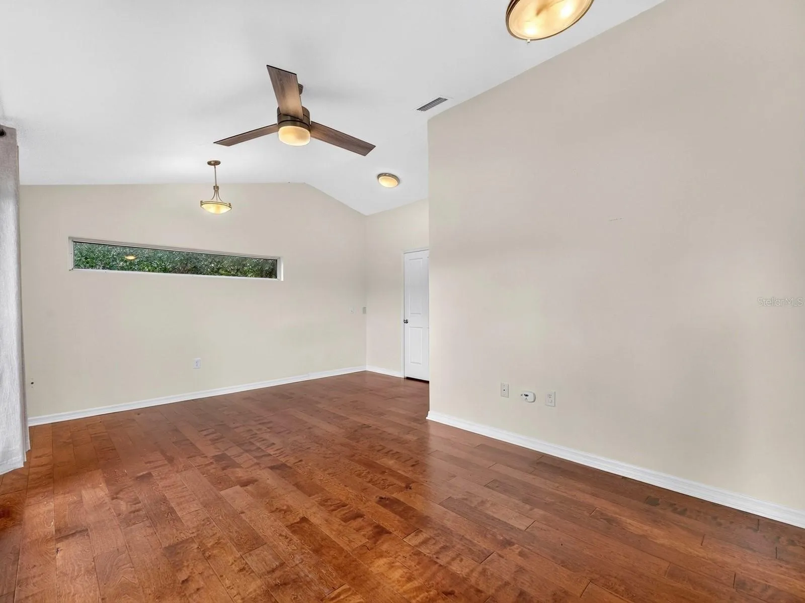 Office or 2nd bedroom