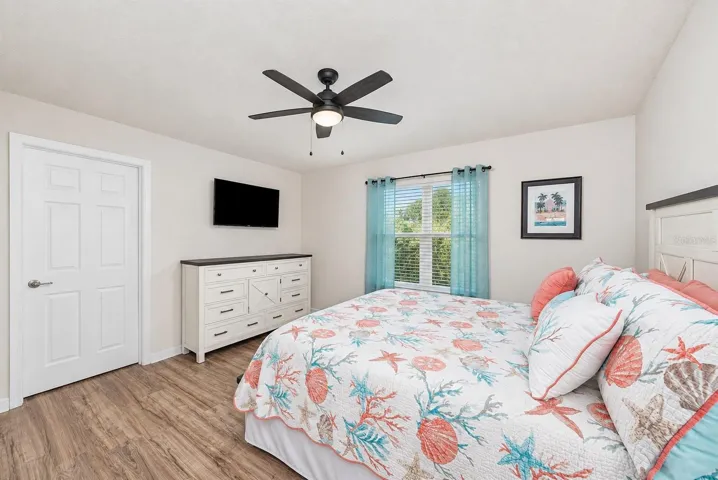 Primary bedroom, furnished.
