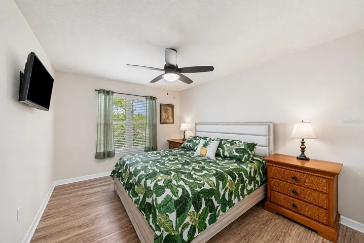 Bedroom 2, furnished.