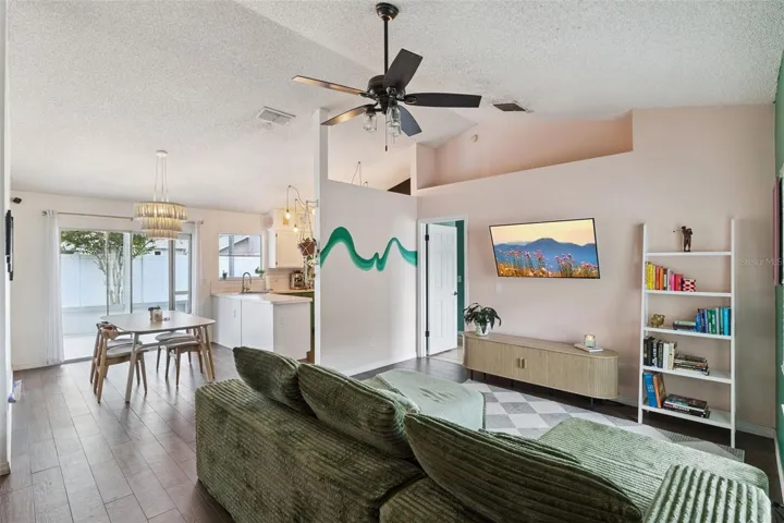 Living/Dining Room