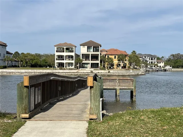 FISHING PIER