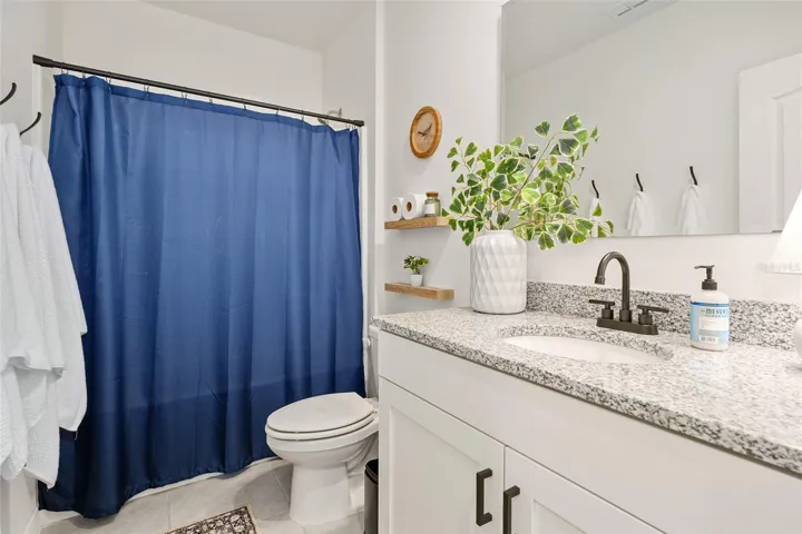 Main bath upstairs