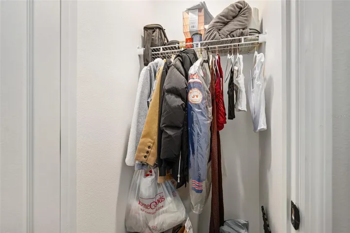 Primary secondary closet