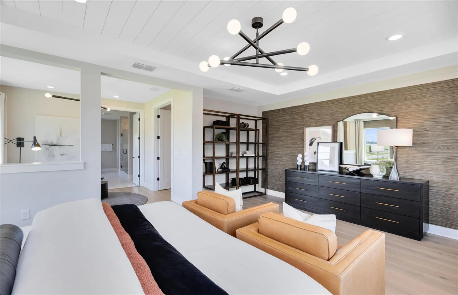 Actual home photo. Colors, finishes, textures and options may appear differently in person due to variations in monitors and viewing devices.