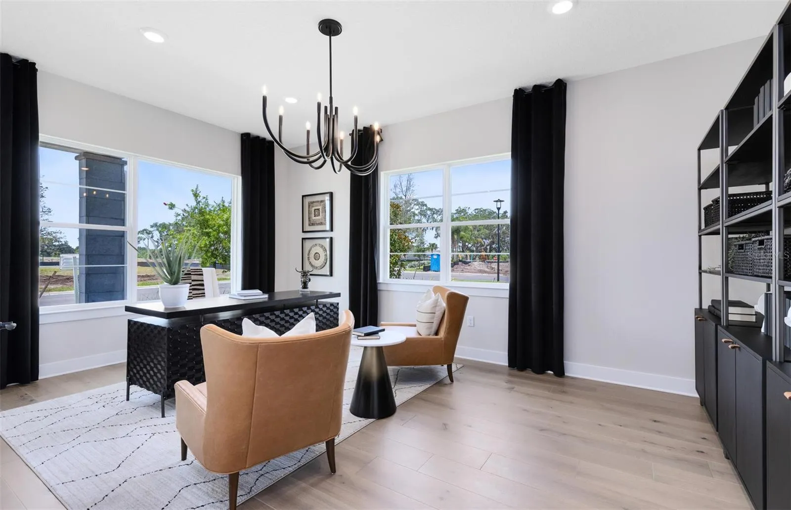 Actual home photo. Colors, finishes, textures and options may appear differently in person due to variations in monitors and viewing devices.