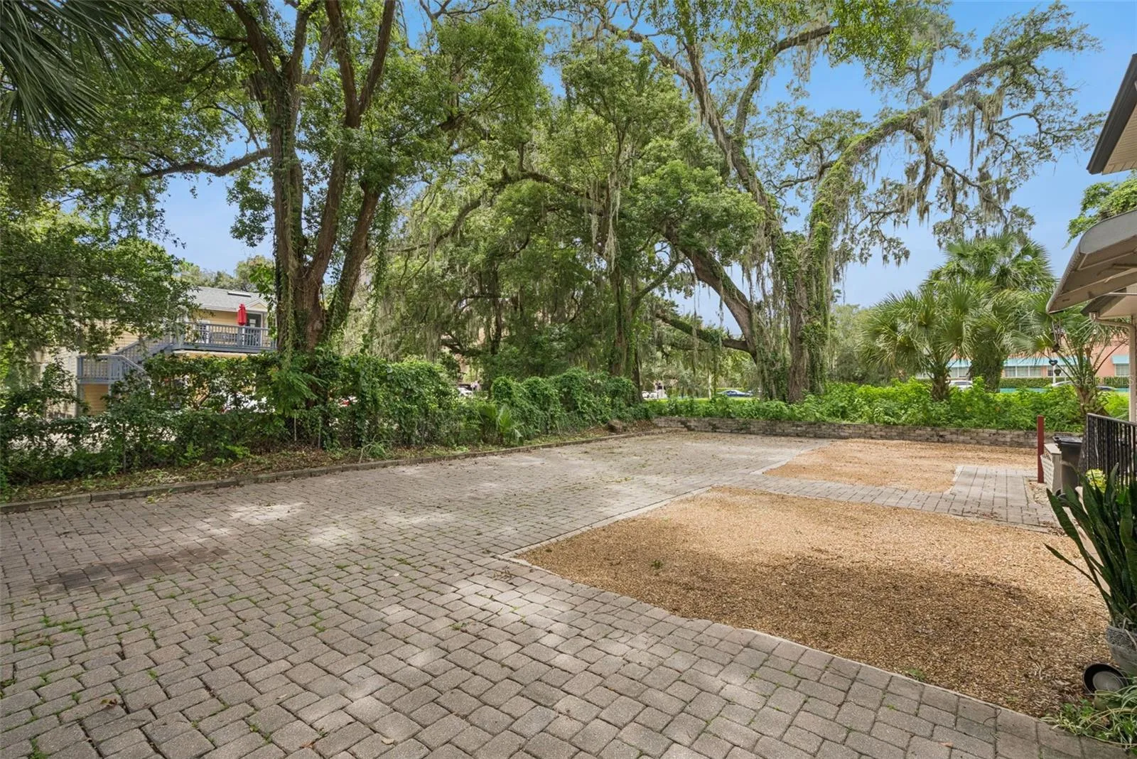 Fit 7-8 Vehicles here and ample street parking