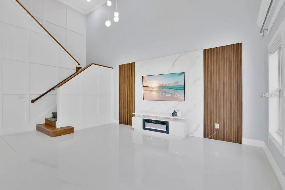 Family Room with fireplace
