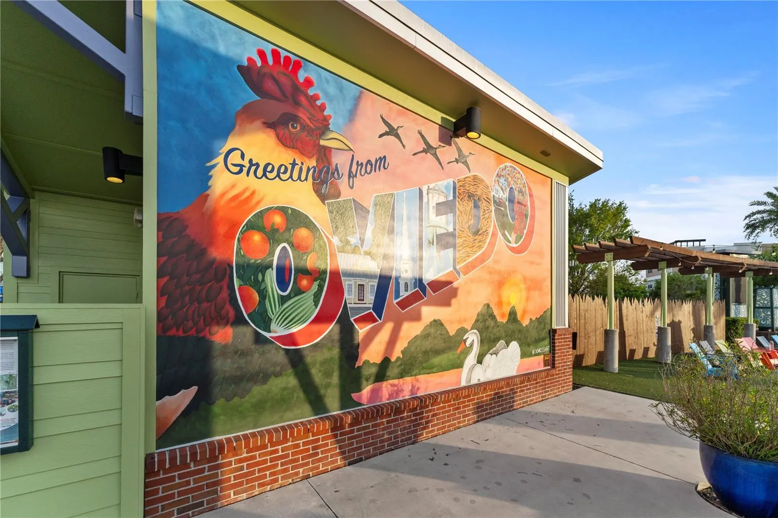 Beautiful surrounding area and amenities