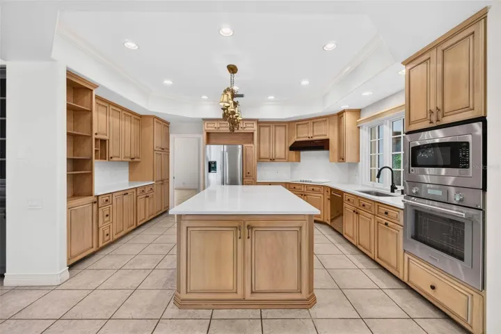 Deluxe Kitchen