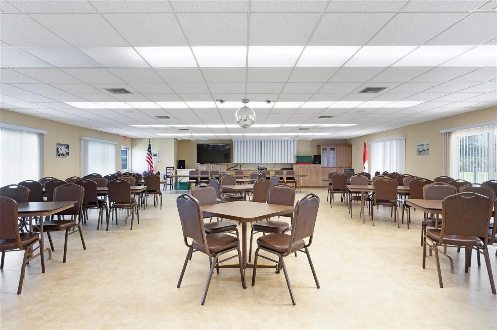 Clubhouse social meeting room