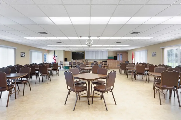 Clubhouse social meeting room