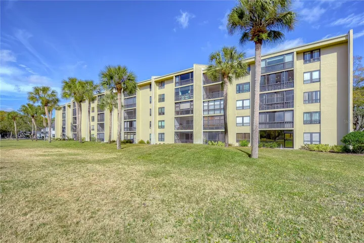 Building Exterior &amp; Community Grounds