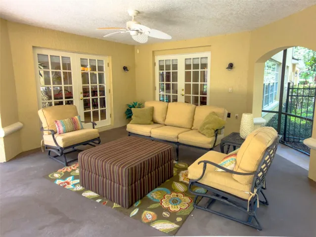 Screened in Lanai