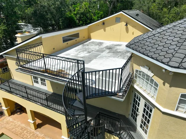 Roof Top accessible