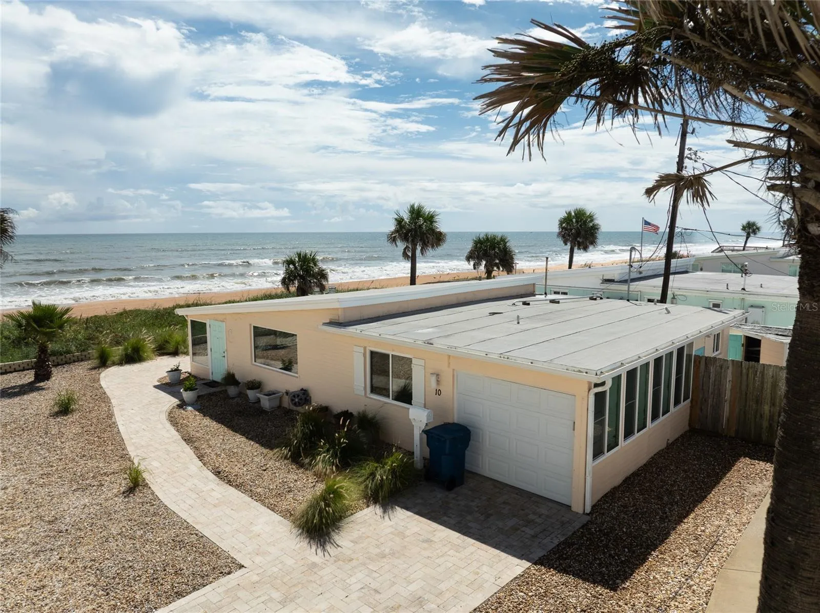 Steps from the ocean!