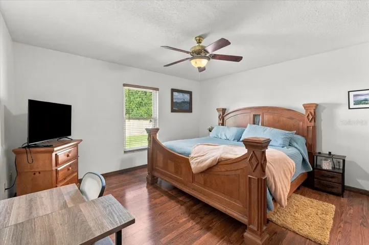 Bedroom 4 (guest)