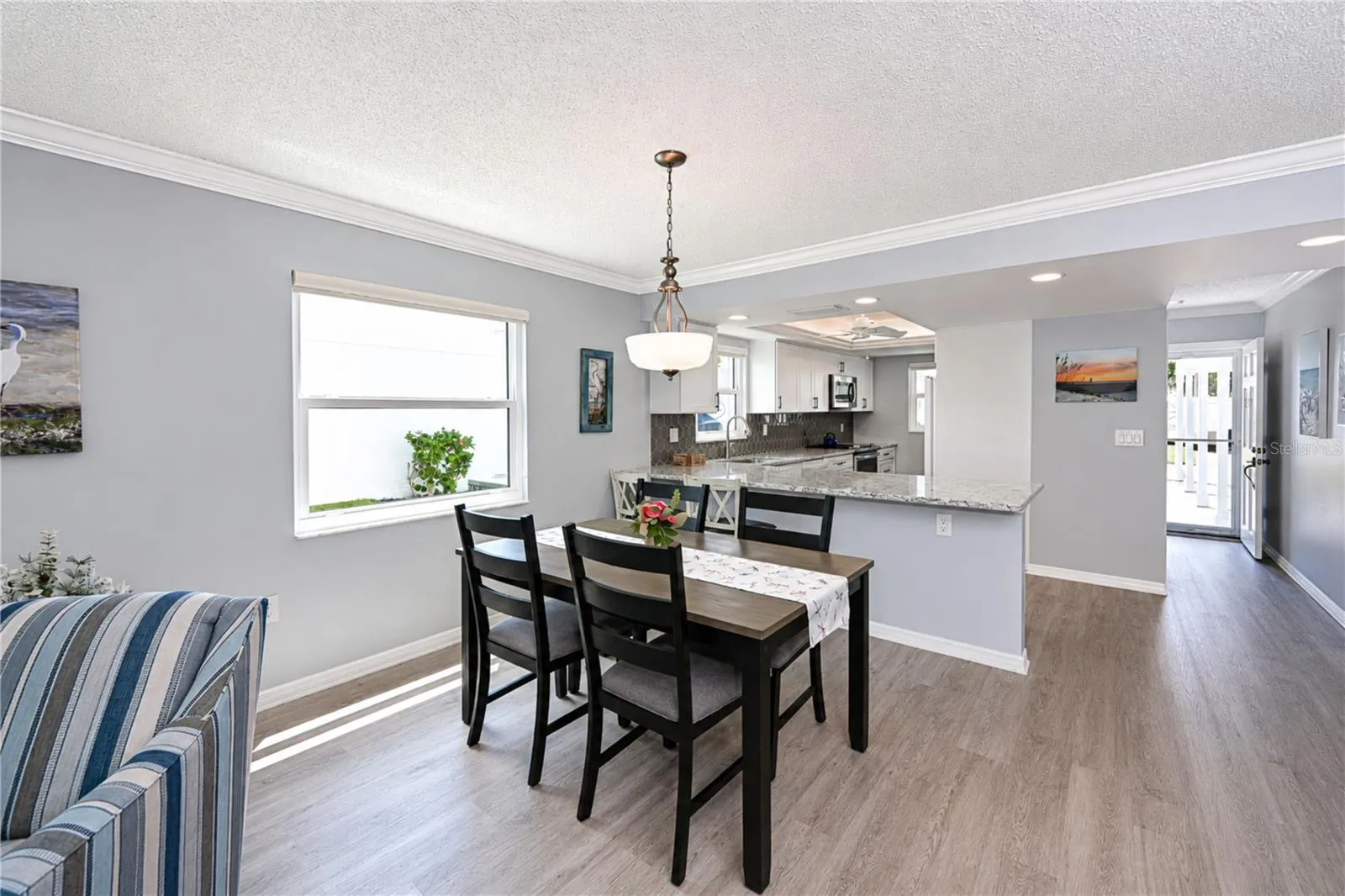 View of dining area to kitchen