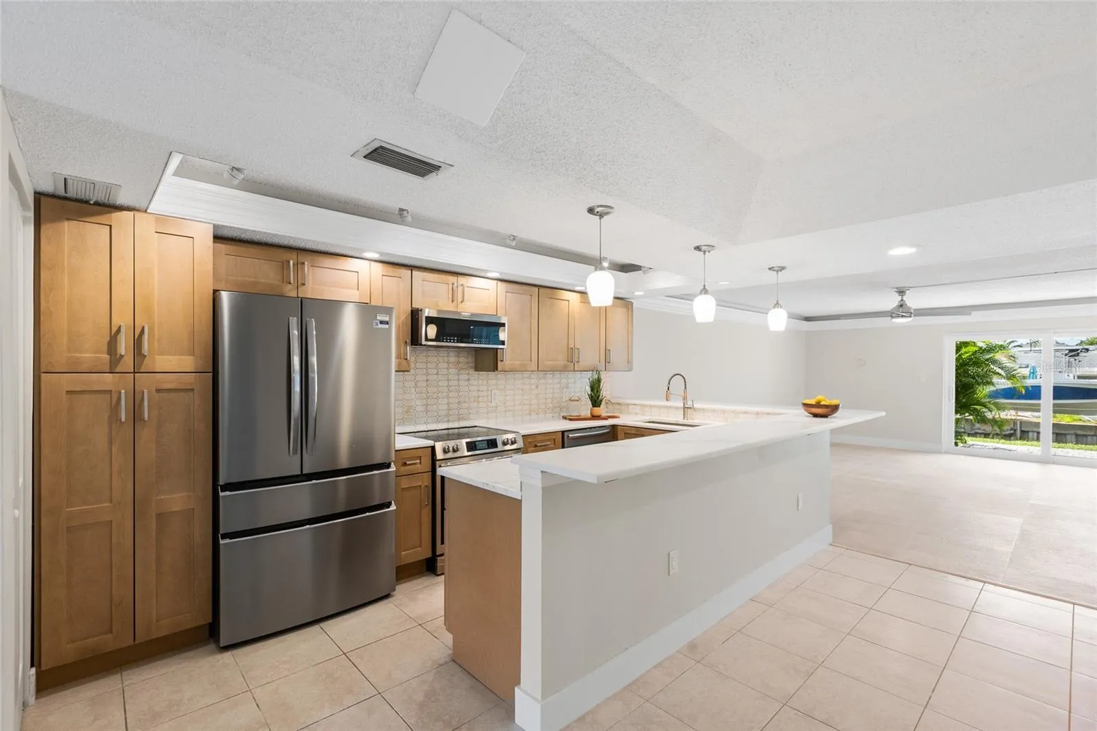 Kitchen 9x16