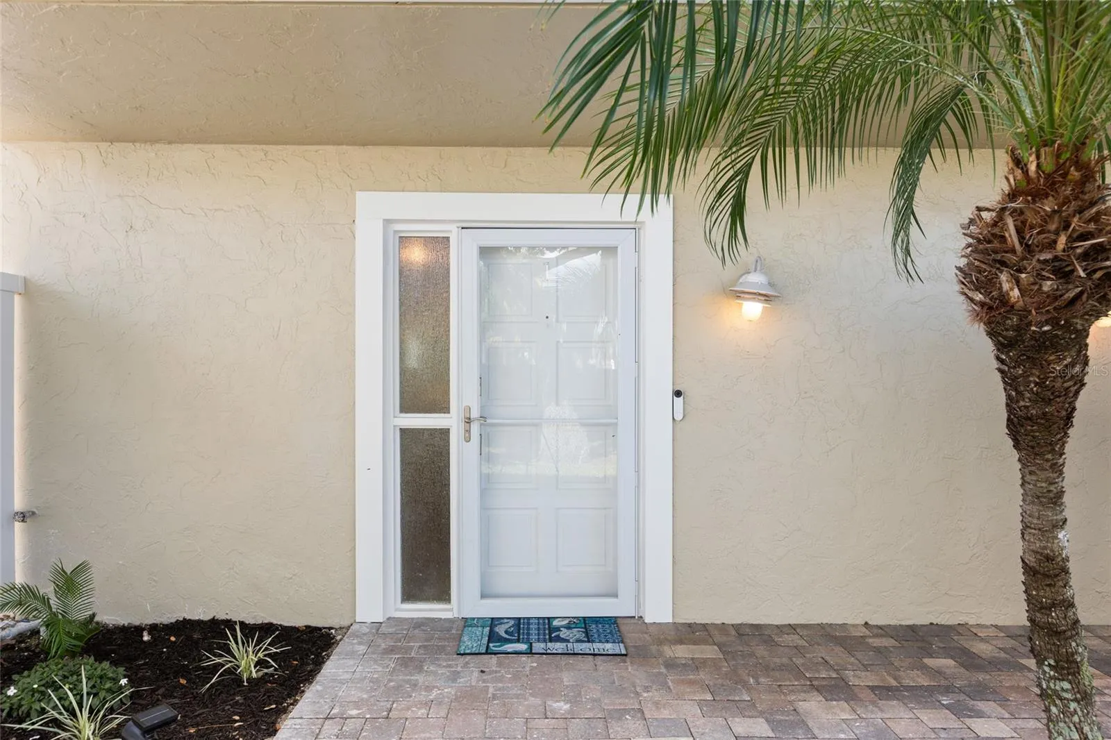 Front Entryway / North Facing
