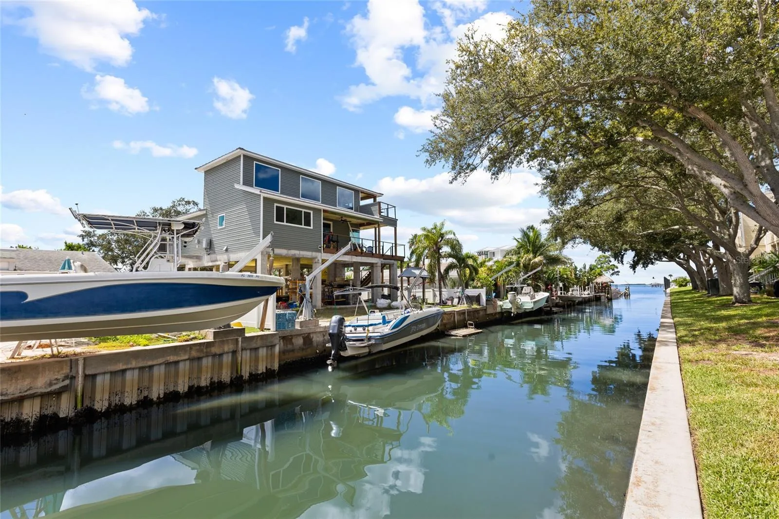 Canal to Intracoastal W/Kayak Access