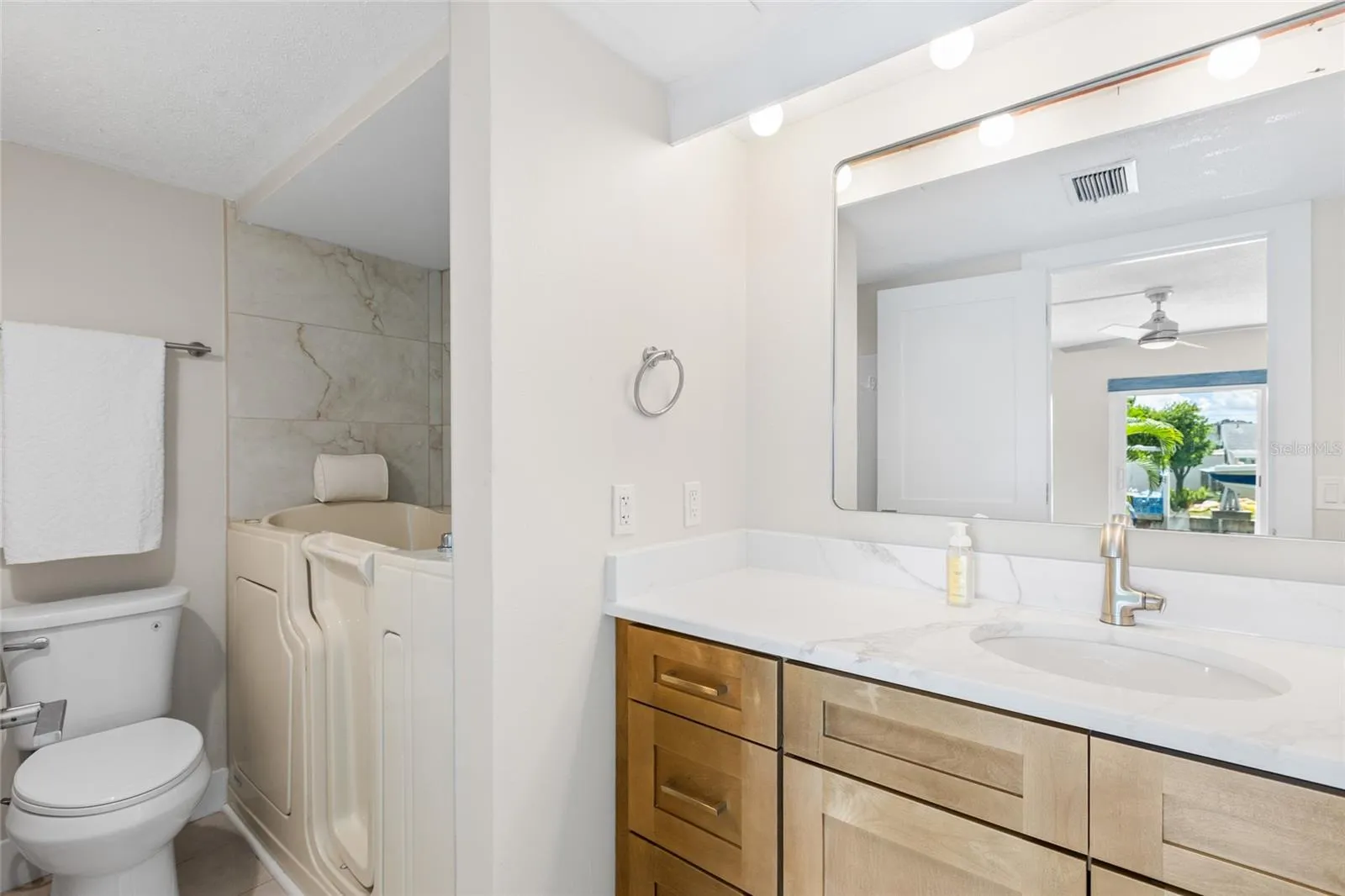 Walk-in Tub