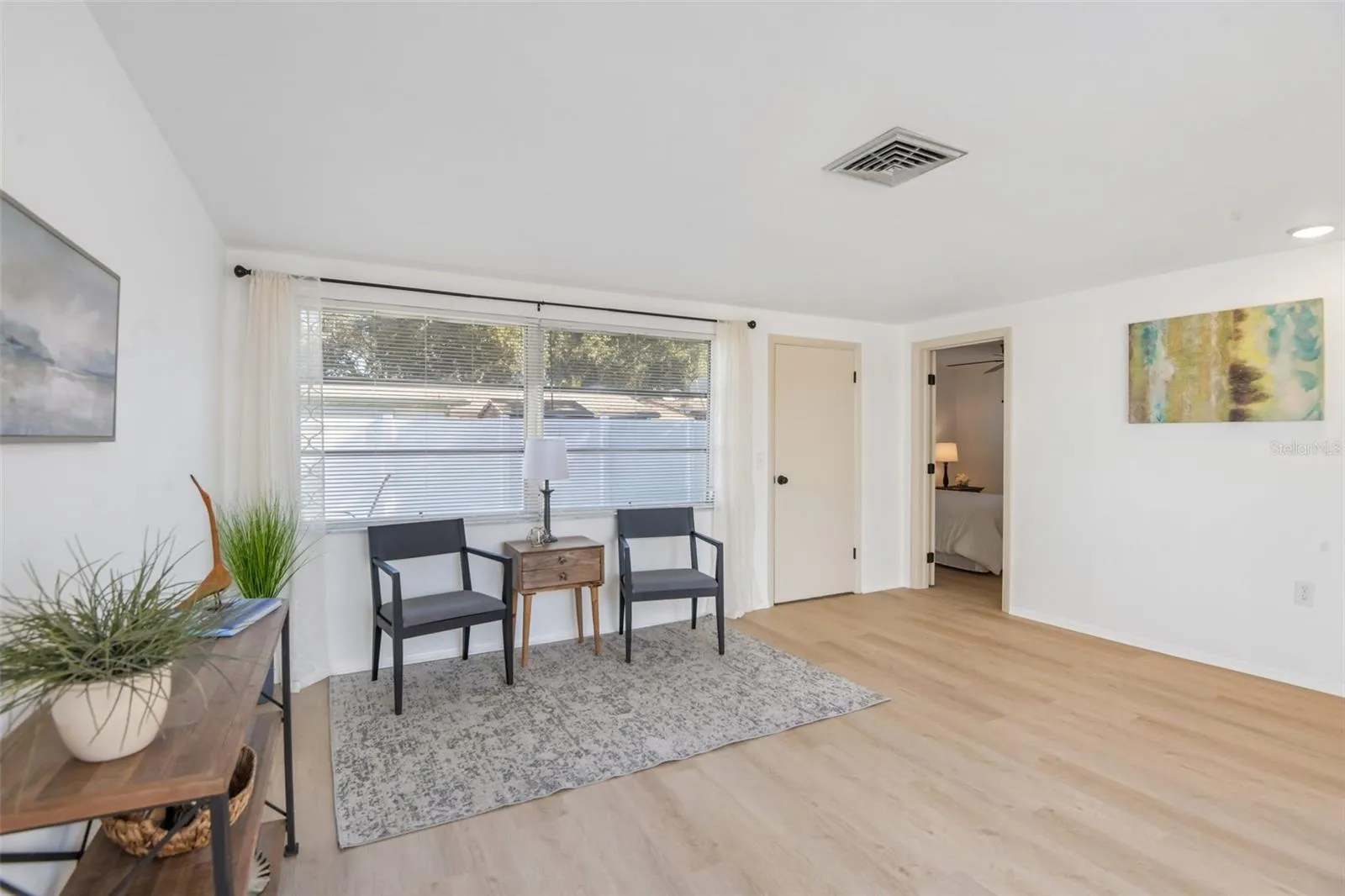Great/bonus room