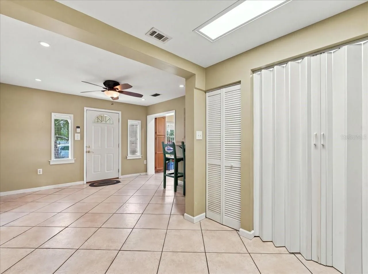 Laundry closet off family/flex room