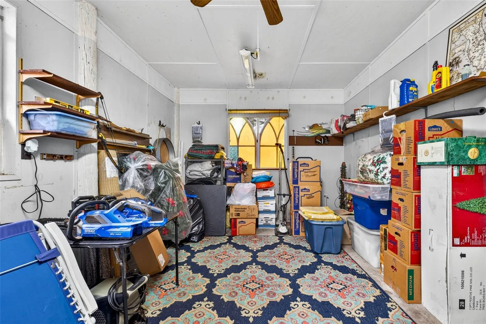 Tack room/barn office