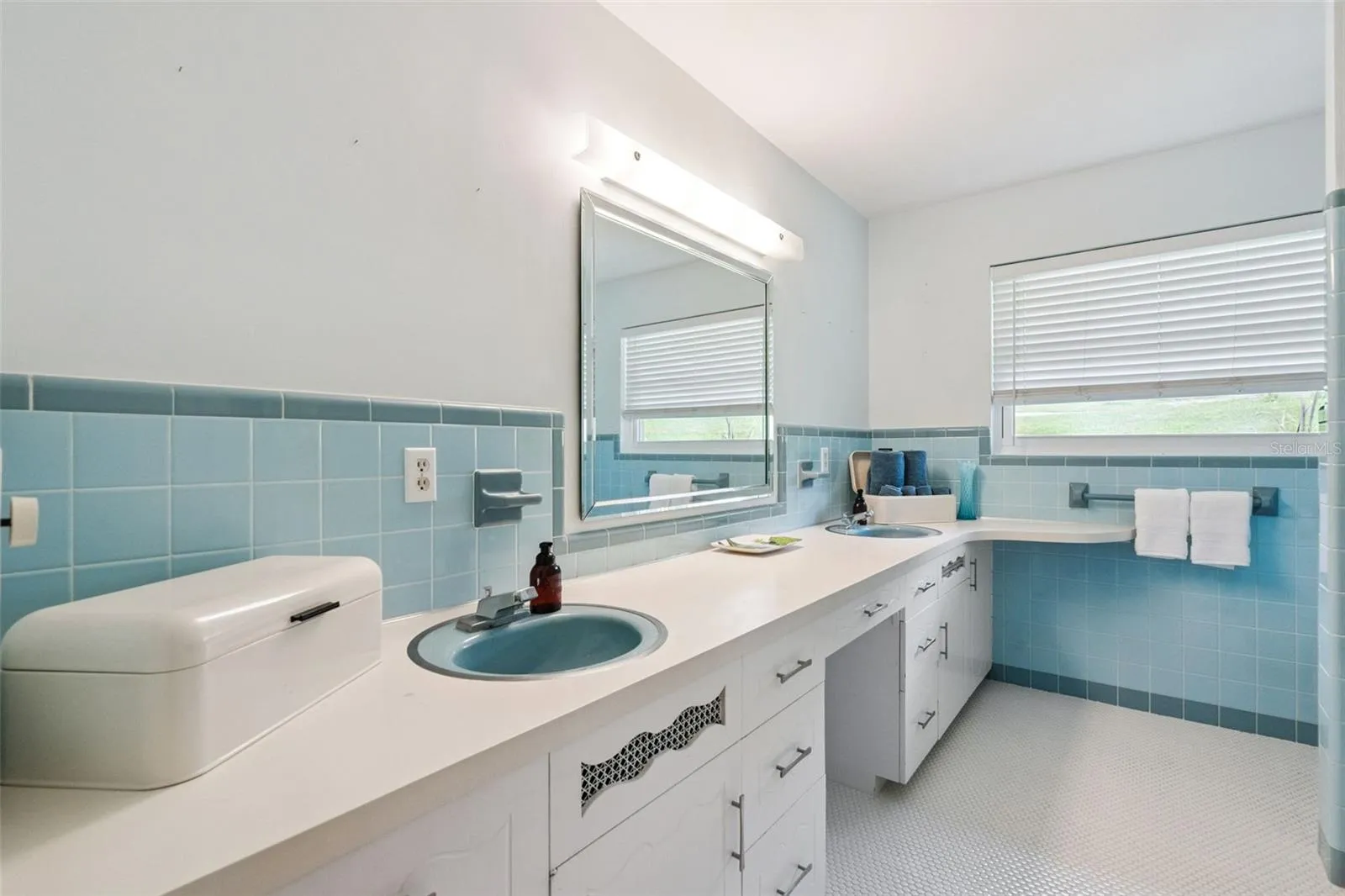 Second Full Bathroom