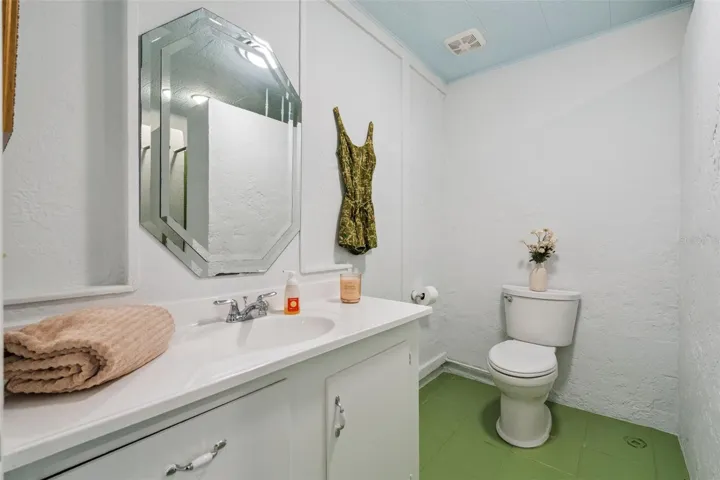 Downstairs Full Bathroom with Shower