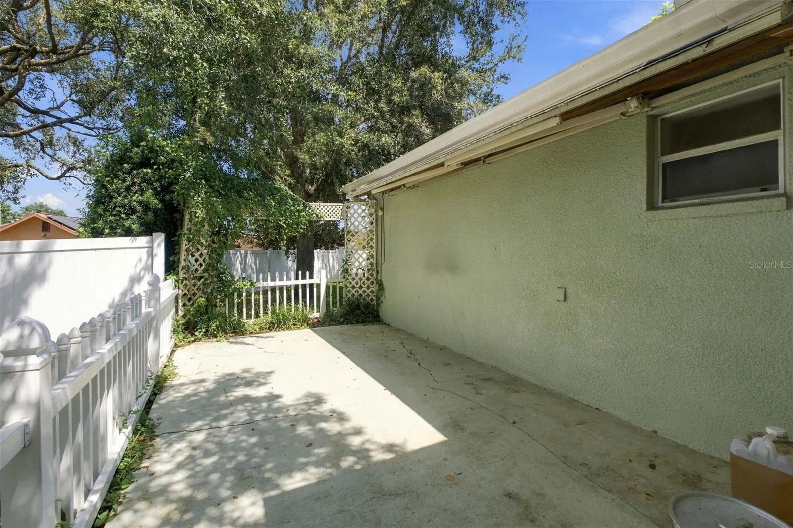 Side yard