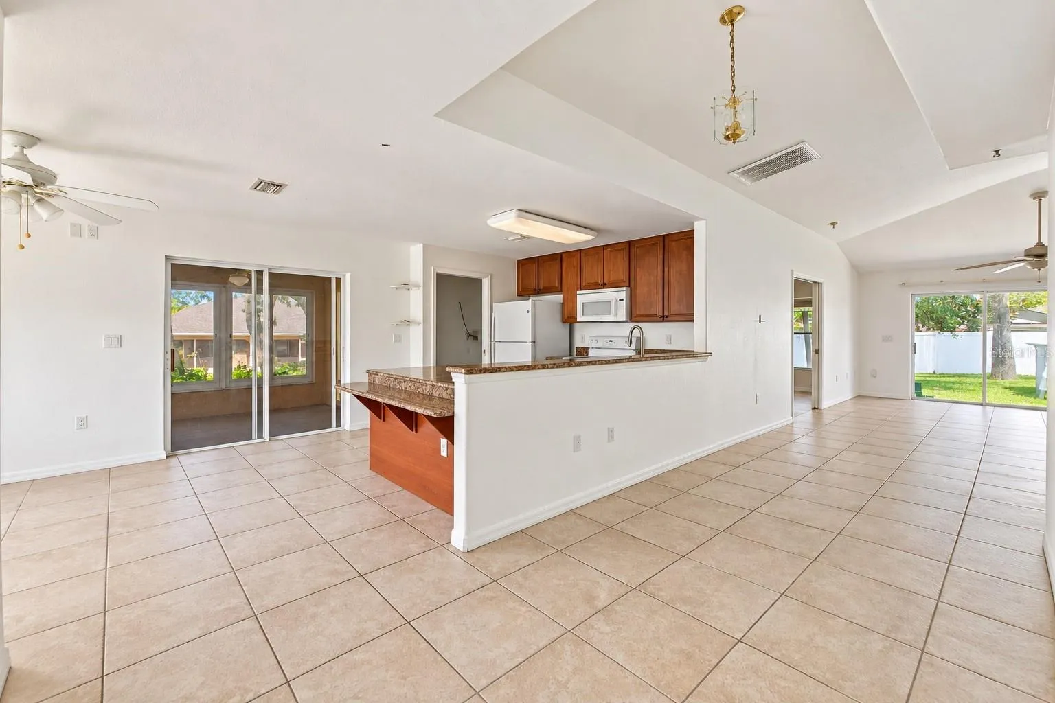 Kitchen/living room