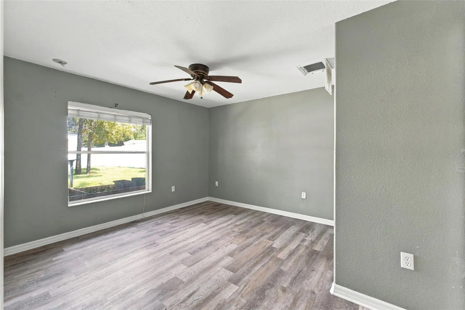 Bedroom #1