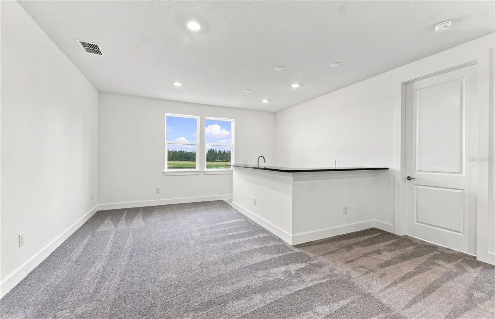 Loft Area w/Wet Bar