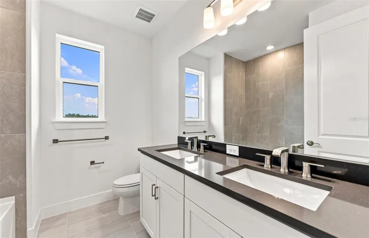Bathroom 4 w/Dual Sinks