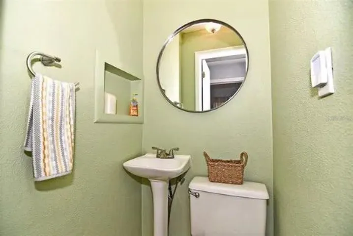 1170