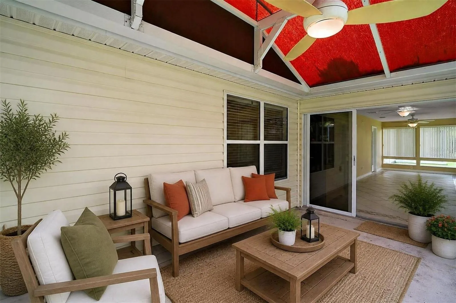 Lanai-Virtually Staged